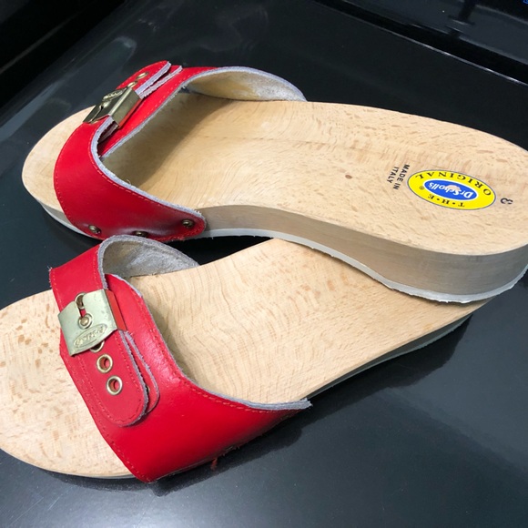 - Dr. Scholls Exercise Sandals - Picture 1 of 5